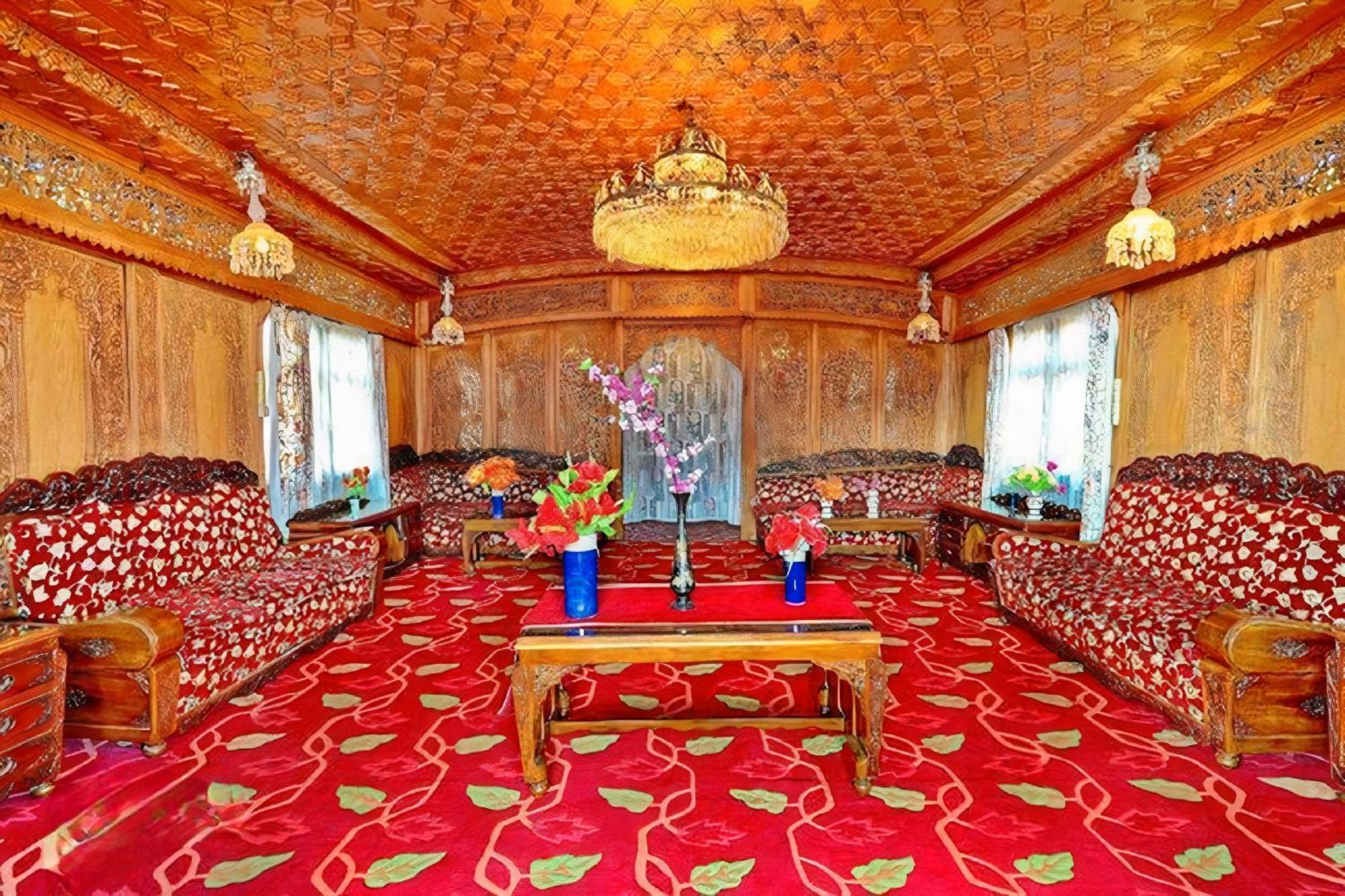 Heritage Amina Group Of Houseboats Hotel Srīnagar Buitenkant foto